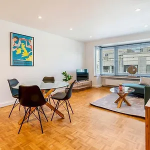 Apartment Fantastically Located Modern With Garage Available, Ostende