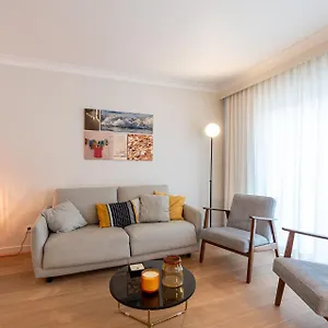 Apartment Modern With Large Terrace Close To The Sea, Ostende